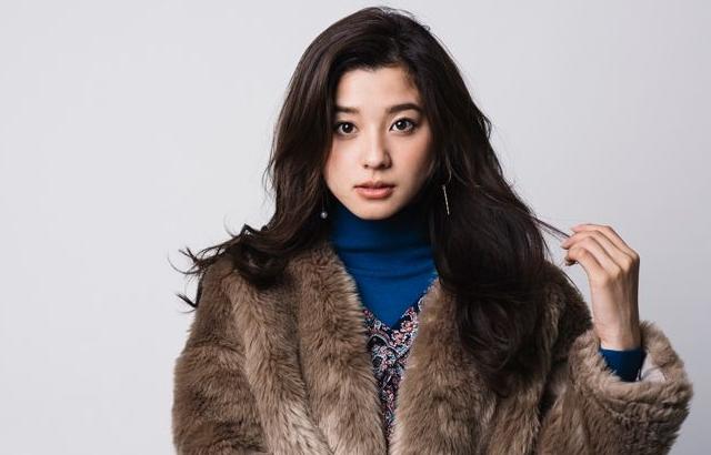 아사히나 아야