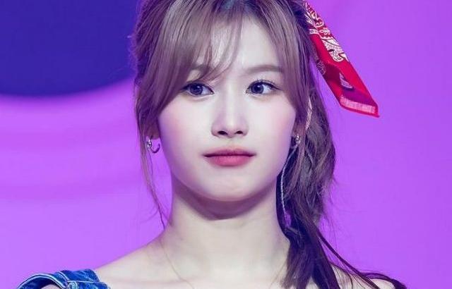 트와이스 사나
