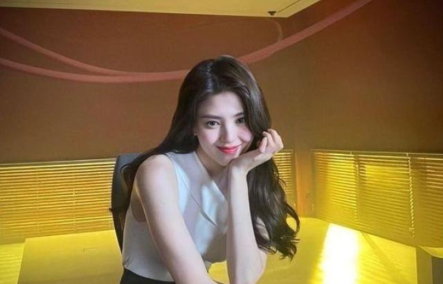 한소희