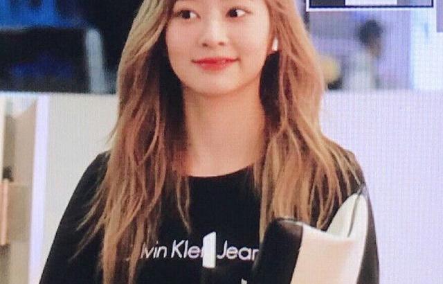 김민주