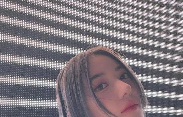 LE SSERAFIM SAKURA