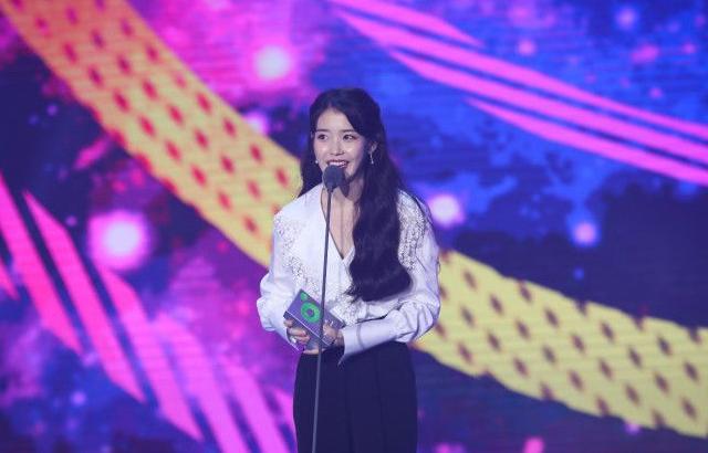 멜론뮤직어워드 아이유