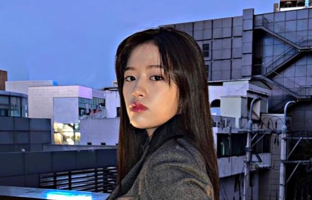IVE AN YUJIN