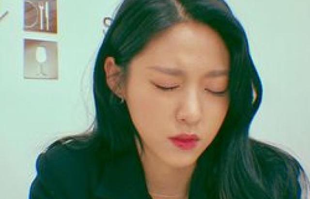 설현 짜증?