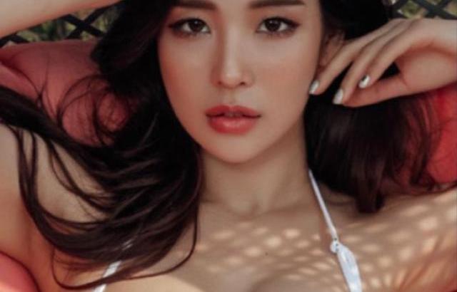 피팅모델 박다현