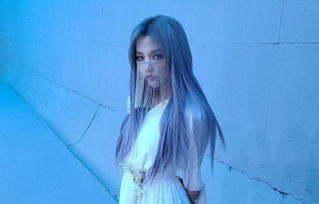 (G)I-DLE SOYEON