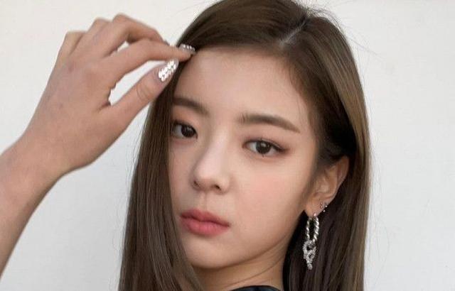 ITZY 리아