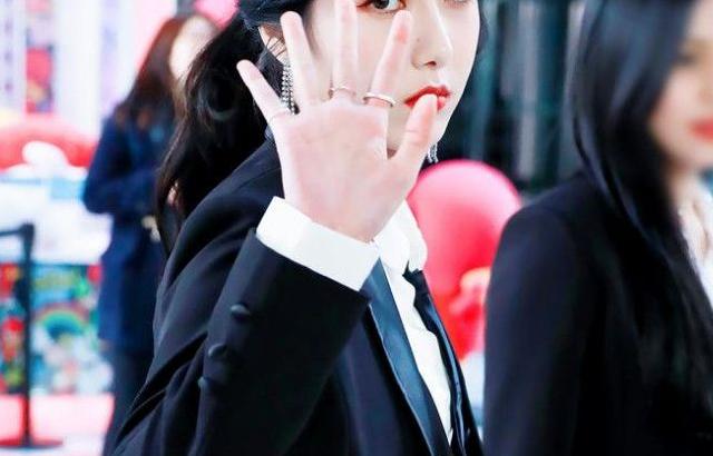 여자친구 신비.JPG