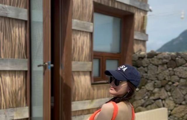 손나은