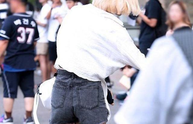 오늘자 출근하는 서현숙