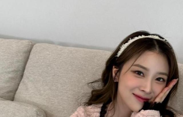 로켓펀치 윤경