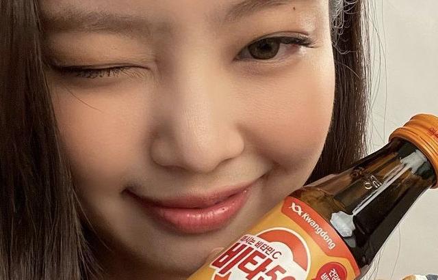 BLACKPINK JENNIE