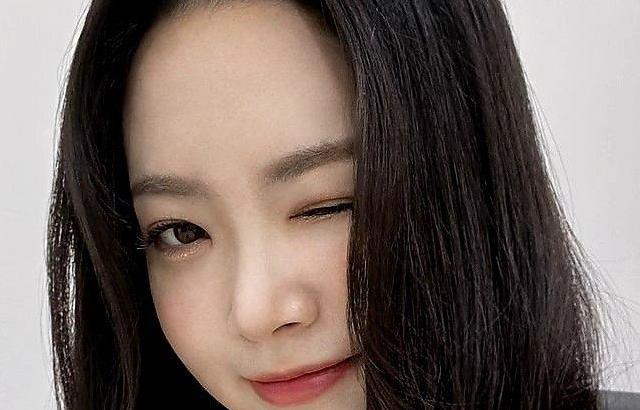 LE SSERAFIM Eunchae