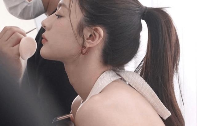 화보 촬영중인 고윤정
