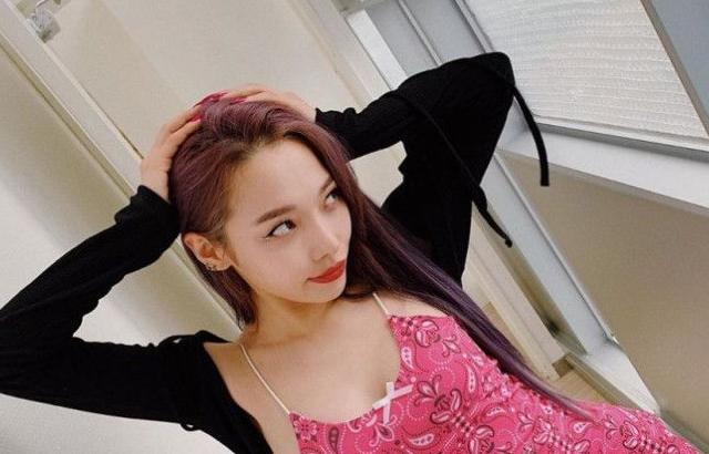 카드 전소민 인스타