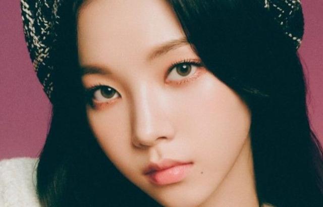 2022 시즌그리팅 에스파
