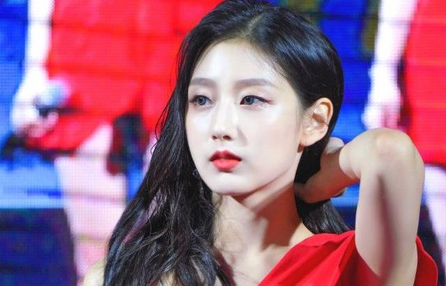 1년 전 오늘 빨간 러블리즈