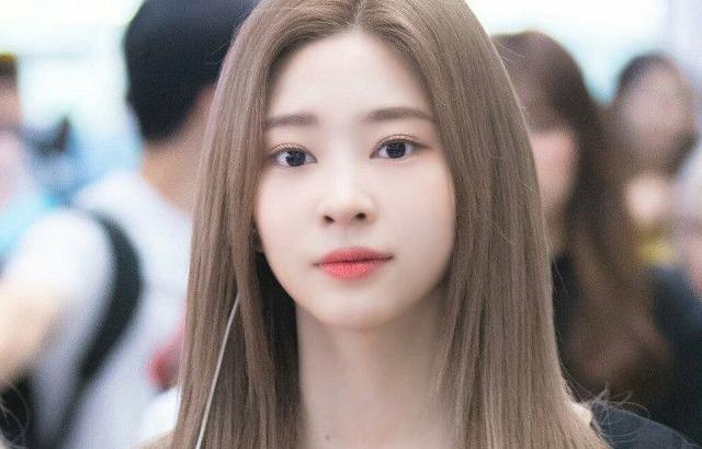 김민주