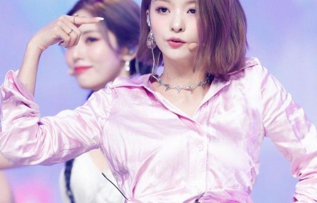 프로미스나인 이나경