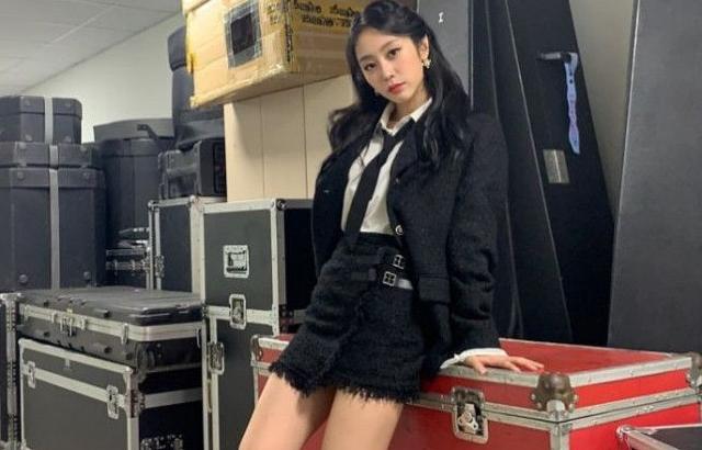 다리에 모기 물린 지수