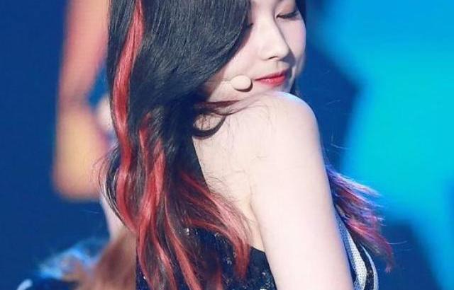 TWICE 사나