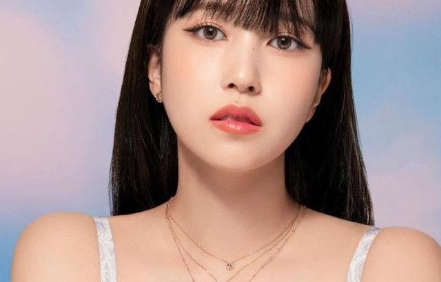 TWICE MINA