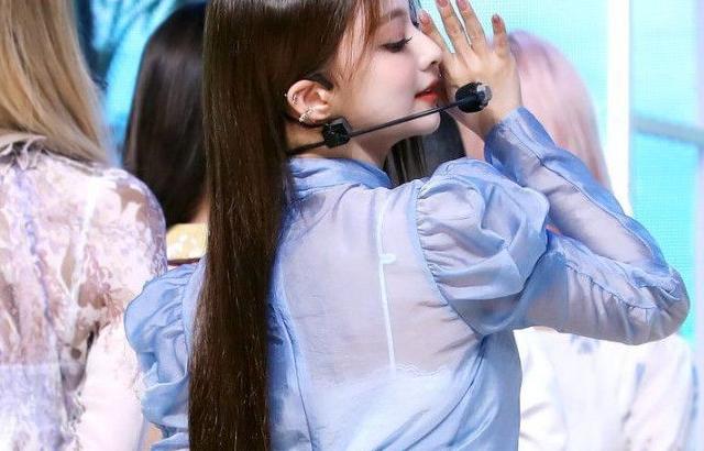 프로미스나인 이나경