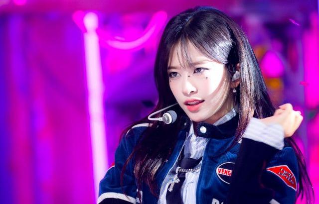 안유진