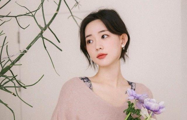 피팅모델 윤지