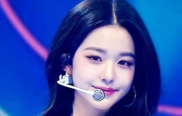 IVE WONYOUNG
