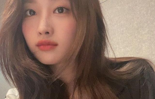 EVERGLOW Sihyeon