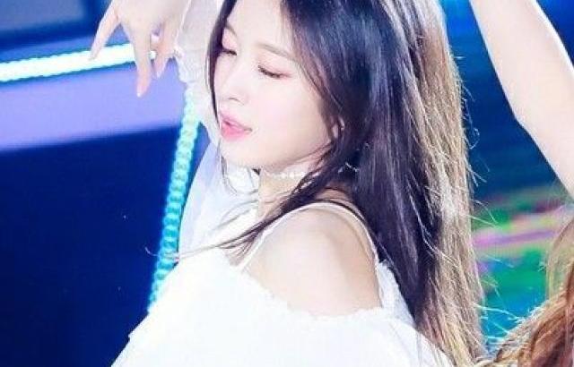 Oh My Girl Arin