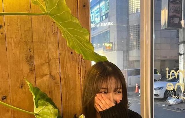 로켓펀치 윤경