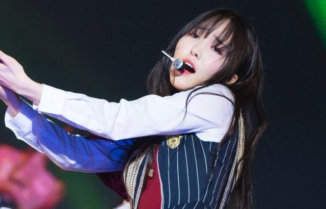 여자친구 유주.jpg