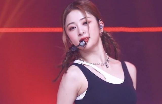 LE-SSERAFIM Yunjin