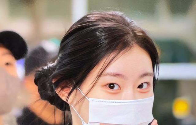 있지 채령
