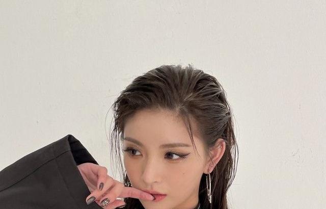 EVERGLOW 왕이런