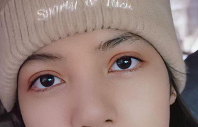 BLACKPINK LISA