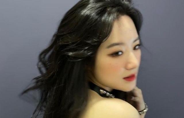 (G)I-DLE shuhua