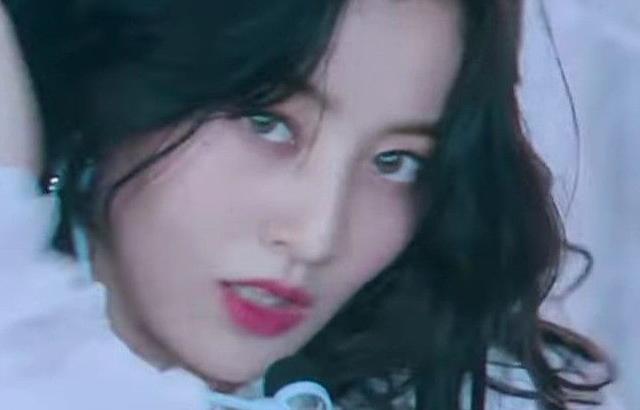 TWICE 지효