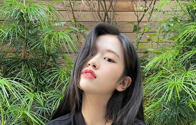 IVE YUJIN