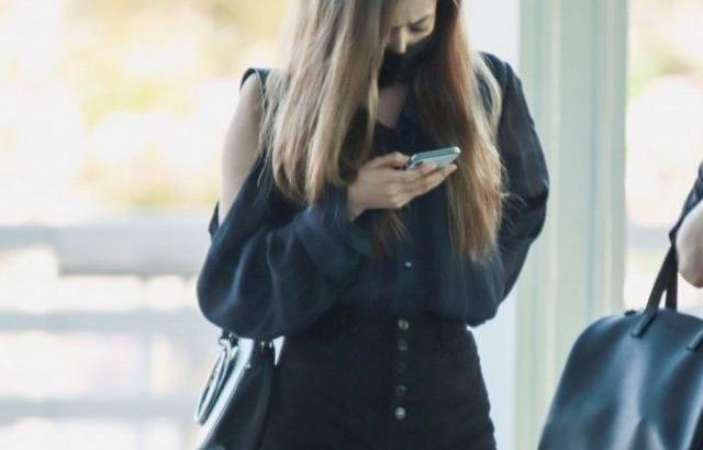 공항 신비 소원 각선미