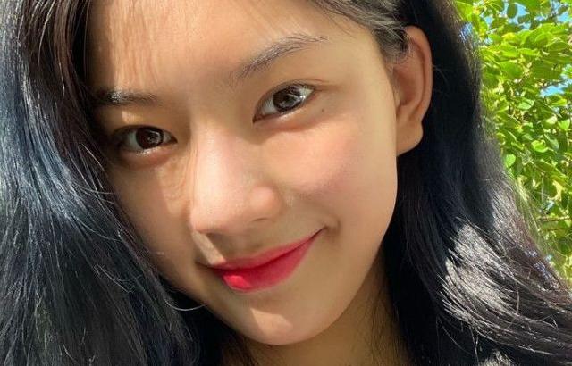 스테이씨 이채영