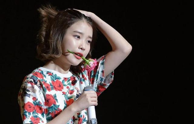 아이유 포토.