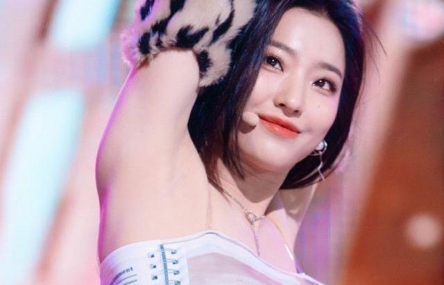 인가 직찍 겨드랑이 프로미스9