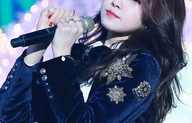 손나은