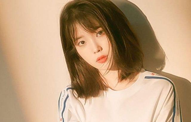 아이유 포토.