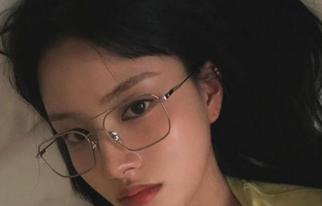 스테이씨 윤