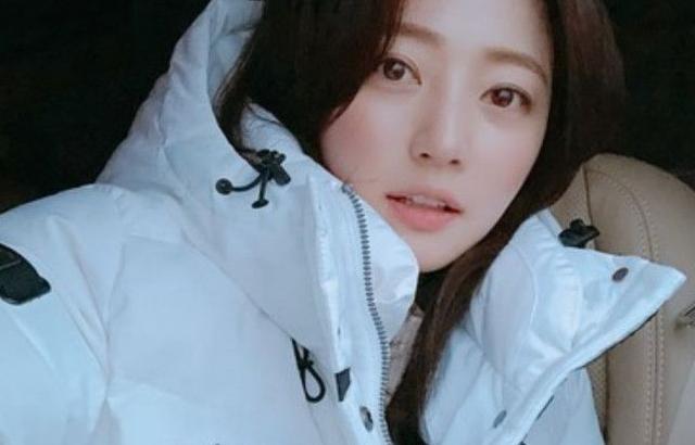 피부미모 송하윤 인스타그램 사진 몇가지