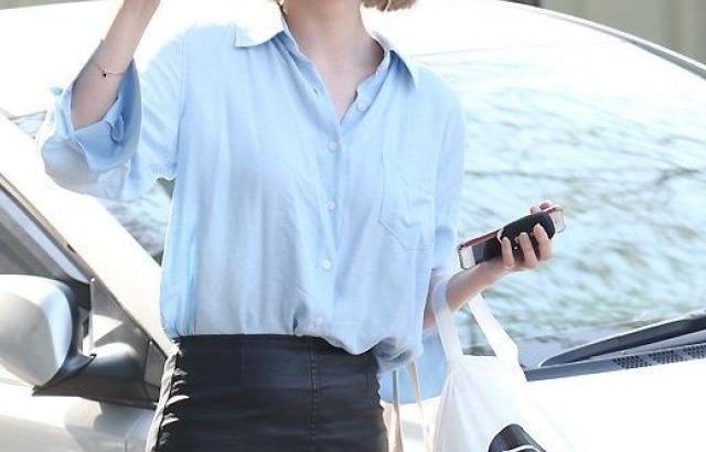 팬서비스 친절하게 해주는 서현숙 치어리더